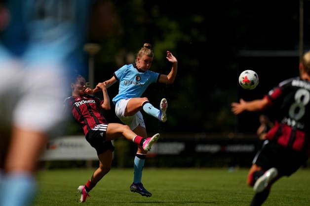Club Friendly: Eintracht Frankfurt Woman v Feyenoord Rotterdam V1 Horst - Esmee de Graaf of Feyenoord Rotterdam V1 during a friendly in preparation of the 2026 2027 season. The match is set between Eintracht Frankfurt Woman and Feyenoord Rotterdam V1 at RKsv Wittenhorst on 25 July 2026 in Horst, The Netherlands. (Hero Images Yannick Verhoeven) Copyright: xYannickxVerhoevenx