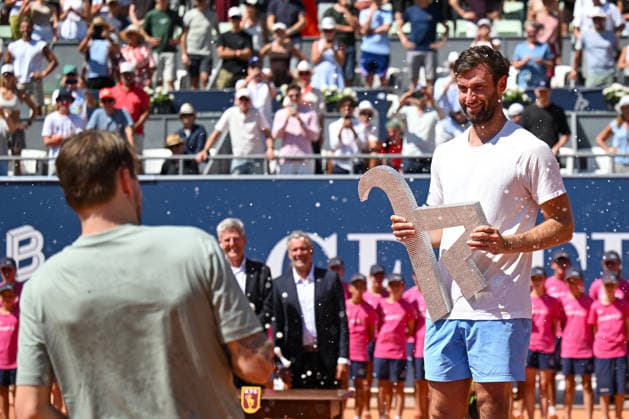 TENNIS - ATP, Tennis Herren Generali Open 2026 KITZBUEHEL,AUSTRIA,25.JUL.26 - TENNIS - ATP World Tour, Generali Open. Image shows Alexander Bublik (KAZ) and Quentin Halys (FRA); keywords: award ceremony.  GEPAxpictures xDanielxSchoenherr