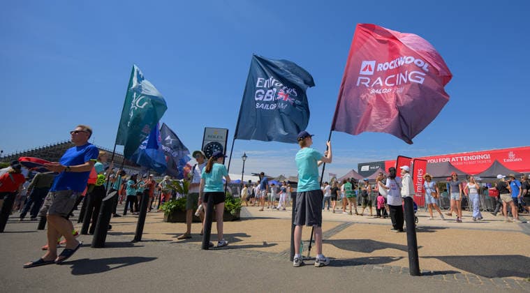Rolex SailGP Championship General View. Spectators arrive for the 2026 Rolex SailGP Championship at The Solent, Portsmouth 25 07 2026 UK Newspapers OUT Copyright: xGraemexWilcocksonx FIL-23671-0002
