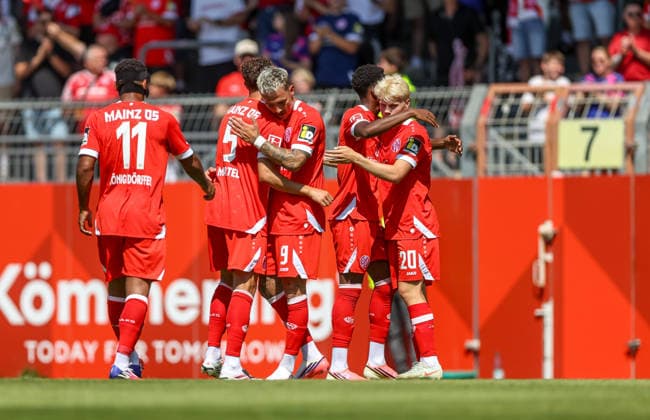 GER, Mainz, FSV Mainz 05 vs Holstein Kiel, Vorbereitung, Fussball, DFB, Spielzeit 2026 2027, Bruchwegstadion auf dem Wolfgang Frank Campus, Testspiel im Bild: Phillip Tietz (FSV Mainz 05 9) erzielt das Tor zum 1:0, Jubel, Freude, Emotionen DFB DFL REGULATIONS PROHIBIT ANY USE OF PHOTOGRAPHS AS IMAGE SEQUENCES AND OR QUASI-VIDEO, 25.07.2026 *** GER, Mainz, FSV Mainz 05 vs. Holstein Kiel, Preseason, Soccer, DFB, 2026–2027 Season, Bruchweg Stadium on the Wolfgang Frank Campus, friendly match in the photo: Phillip Tietz of FSV Mainz 05 scores the 1–0 goal, Celebration, joy, emotions. DFB and DFL regulations prohibit any use of photographs as image sequences and or quasi-video. July 25, 2026 Copyright: HMBxMedia HendrikxHamelau