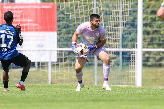 Nediljko Labrovic 22 (FC Augsburg), FC Augsburg vs. 1. FC Saarbruecken, Fussball, 1. Bundesliga, Testspiel, Saison 2026 27, 25.07.2026 Kaufbeuren Bayern Deutschland *** Nediljko Labrovic 22, FC Augsburg; FC Augsburg vs. 1. FC Saarbrücken; Soccer; Bundesliga 1; Friendly Match; 2026–27 Season; July 25, 2026; Kaufbeuren, Bavaria, Germany Copyright: xkolbert-press ChristianxKolbertx