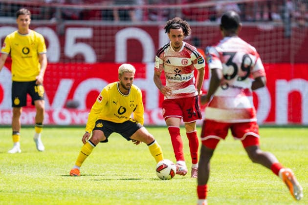Testspiel, Bundesliga, Fortuna Düsseldorf vs. Borussia Dortmund, 25.07.2026 in der Merkur Arena Anas Slimani *** Friendly Match, Bundesliga, Fortuna Düsseldorf vs. Borussia Dortmund, July 25, 2026, at Merkur Arena, Anas Slimani Copyright: xBahhoxKarax