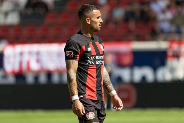 Testspiel: Kickers Offenbach - Bayer Leverkusen, 25.07.2026 Aleix Garcia (Bayer 04 Leverkusen 24), Freisteller Portrait Porträt, Kickers Offenbach - Bayer Leverkusen, Offenbach, Plutos Stadion am Bieberer Berg, 25.7.2026 *** Friendly Match: Kickers Offenbach vs. Bayer Leverkusen, July 25, 2026; Aleix Garcia, Bayer 04 Leverkusen 24; Close-up Portrait; Kickers Offenbach vs. Bayer Leverkusen; Offenbach; Pluto s Stadium at Bieberer Berg; July 25, 2026 Copyright: xBEAUTIFULxSPORTS Gawlikx
