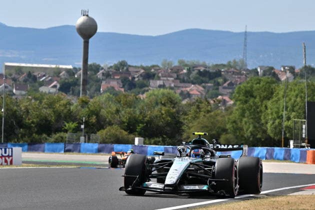 RECORD DATE NOT STATED F1 Hungary 2026 MOGYOROD, HUNGARY JULY 25: Kimi Antonelli of Italy drives the Mercedes-AMG Petronas F1 Team car on track during the qualifying session of the Formula 1 AWS Hungarian Grand Prix 2026 at the Hungaroring on July 25, 2026 in Mogyorod, Hungary. Budapest Hungary  Copyright: xArturxWidakx originalFilename:widak-f1hungar260725_npzD2.jpg