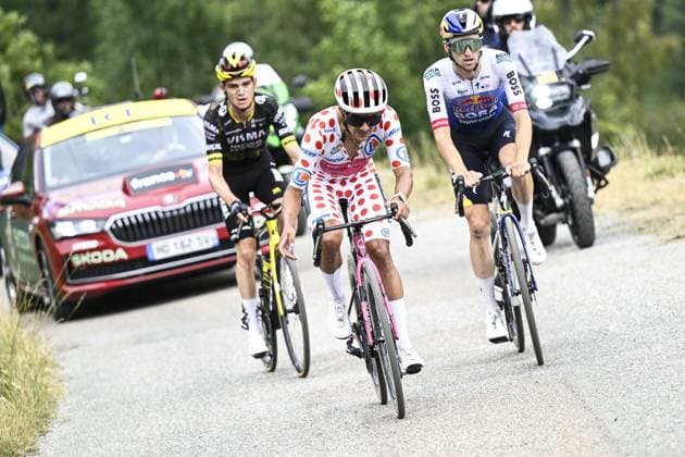 Ecuadorian Richard Carapaz of EF Education-EasyPost pictured in action during stage 20 of the 2026 Tour de France cycling race, a stage of 171km Le Bourg d Oisans to Alpe d Huez, on Saturday 25 July 2026. The 113th edition of the Tour de France starts on Saturday 4 July in Barcelona, Spain, and will finish in Paris, France on the 26th of July. JASPERxJACOBS  x182008525x
