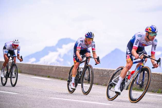 Tour de France 2026 Stage 20 ALPE D HUEZ, FRANCE - JULY 25 : Evenepoel Remco (BEL) of Red Bull BORA Hansgrohe in action during stage 20 of the 113rd edition of Tour de France an UCI World Tour 2.UWT cycling road race stage for Men Elite of 171 km with start in Le Bourg d Oissans and finish in Alpe d Huez on July 25, 2026 in Alpe d Huez, France, 25 07 2026 Alpe d Huez France  Copyright: xGvgx