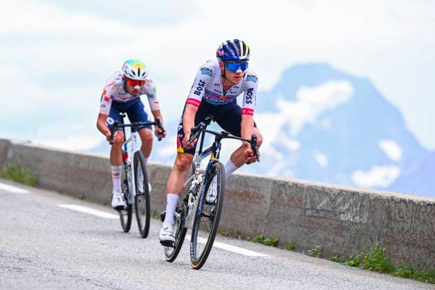 Tour de France 2026 Stage 20 ALPE D HUEZ, FRANCE - JULY 25 : Van Gils Maxim (BEL) of Red Bull - BORA - Hansgrohe in action during stage 20 of the 113rd edition of Tour de France an UCI World Tour 2.UWT cycling road race stage for Men Elite of 171 km with start in Le Bourg d Oissans and finish in Alpe d Huez on July 25, 2026 in Alpe d Huez, France, 25 07 2026 Alpe d Huez France  Copyright: xGvgx