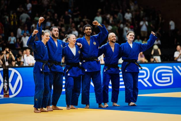 Die Finals 2026 - Judo, 25.07.2026 Team Brandenburg gewinnt die deutsche Meisterschaft gegen das Team Niedersachsen im Finale; Die Finals 2026 - Judo am 25.07.2026 in der Swiss Life Hall, Hannover *** The Finals 2026 Judo, July 25, 2026: Team Brandenburg wins the German championship against Team Lower Saxony in the final of The Finals 2026 Judo on July 25, 2026, at the Swiss Life Hall in Hanover Copyright: xBEAUTIFULxSPORTS Tonhäuserx