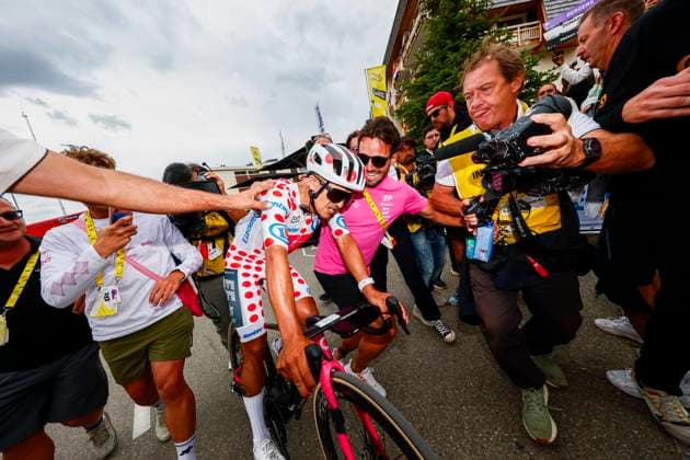 Tour de France 2026 Stage 20 ALPE D HUEZ, FRANCE - JULY 25 : Carapaz Richard (ECU) of EF Education EasyPost after the race during stage 20 of the 113rd edition of Tour de France an UCI World Tour 2.UWT cycling road race stage for Men Elite of 171 km with start in Le Bourg d Oissans and finish in Alpe d Huez on July 25, 2026 in Alpe d Huez, France, 25 07 2026 Alpe d Huez France  Copyright: xLucaxBettinix