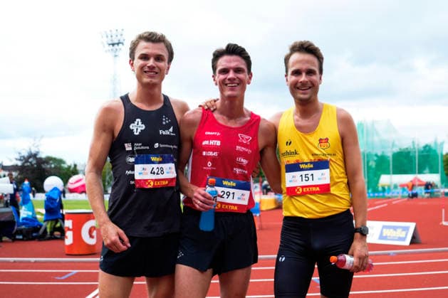 Norgesmesterskapet for friidrett 2026 Trondheim 20260725. Lars Lunde fra Stord IL (t.v), Markus Seim Loftas fra Osteroy IL og Andreas Aamelfot Iden fra IL I BUL etter ovelsen 10.000m menn under NM i friidrett pa Trondheim Stadion lordag. Foto: Beate Oma Dahle NTB Trondheim Norge EDITORIAL USE ONLY. RESTRICTED USE FOR BETTING COMPANIES Ref:_SPOByYAGIw7j7M.jpg *** 2026 Norwegian Track and Field Championships, Trondheim, July 25, 2026: Lars Lunde of Stord IL (left), Markus Seim Loftas of Osteroy IL and Andreas Aamelfot Iden of IL I BUL after the men’s 10,000-meter race at the Norwegian Track and Field Championships at Trondheim Stadium on Saturday. Photo: Beate Oma Dahle, NTB, Trondheim, Norway. EDITORIAL USE ONLY. RESTRICTED USE FOR BETTING COMPANIES  Copyright: xBeatexOmaxDahlex xNTBx