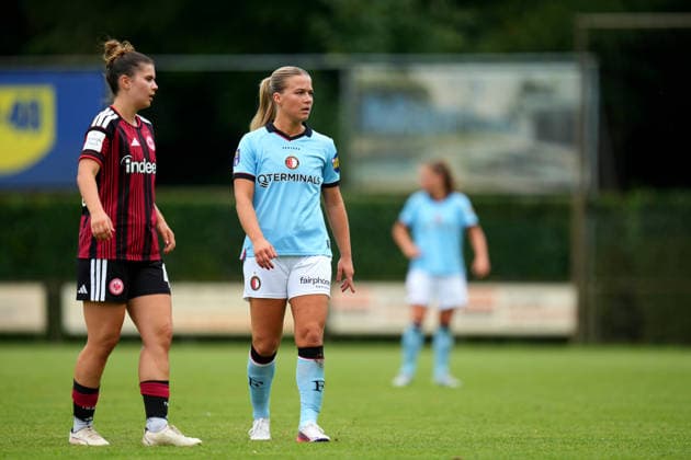 Club Friendly: Eintracht Frankfurt Woman v Feyenoord Rotterdam V1 Horst - Noemi Ivelj of Eintracht Frankfurt Woman, Kirsten van de Westeringh of Feyenoord Rotterdam V1 during a friendly in preparation of the 2026 2027 season. The match is set between Eintracht Frankfurt Woman and Feyenoord Rotterdam V1 at RKsv Wittenhorst on 25 July 2026 in Horst, The Netherlands. (Hero Images Yannick Verhoeven) Copyright: xYannickxVerhoevenx