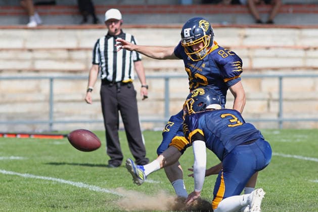 GFL2: Leipzig Lions vs. Langenfeld Longhorns, 25.07.2026 Jonas Georgi ( 82, Leipzig Lions) kickt den Ball zum Extrapunkt. German Football League 2 Gruppe Nord, Saison 2026: Leipzig Lions vs. Langenfeld Longhorns am 25.07.2026 im Sportpark Camillo Ugi, Markkleeberg. *** GFL2 Leipzig Lions vs. Langenfeld Longhorns, July 25, 2026 Jonas Georgi 82, Leipzig Lions kicks the ball for the extra point German Football League 2 North Division, 2026 season Leipzig Lions vs. Langenfeld Longhorns on July 25, 2026, at Sportpark Camillo Ugi, Markkleeberg Copyright: xBEAUTIFULxSPORTS JanxKaeferx