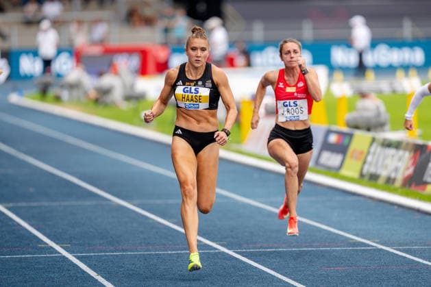 Wattenscheid, 25.07.2026, Leichathletik, Deutsche Meisterschaften, Frauen, 100m Rebekka Haase (GER, Sprintteam Wetzlar) beim Zieleinlauf Bochum-Wattenscheid Lohrheidestadion NRW Germany *** Wattenscheid, July 25, 2026, Track and Field, German Championships, Women s 100m: Rebekka Haase (GER), Sprintteam Wetzlar at the finish line, Bochum Wattenscheid Lohrheidestadion, NRW, Germany