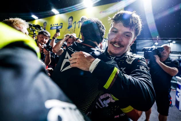 2026 FORMULA E TOKYO ePRIX Parc fermÃ , Celebration, TICKTUM Dan (gbr), Cupra Kiro, Porsche 99X Electric WCG3, portrait during the Tokyo ePrix, 14th and 15th round of the 2025-26 ABB FIA Formula E World Championship, WM, Weltmeisterschaft on the Tokyo Street Circuit from July 24 to 26, 2026 in Tokyo, Japan - TokyoJapan  Copyright: xJULIENxDELFOSSEx