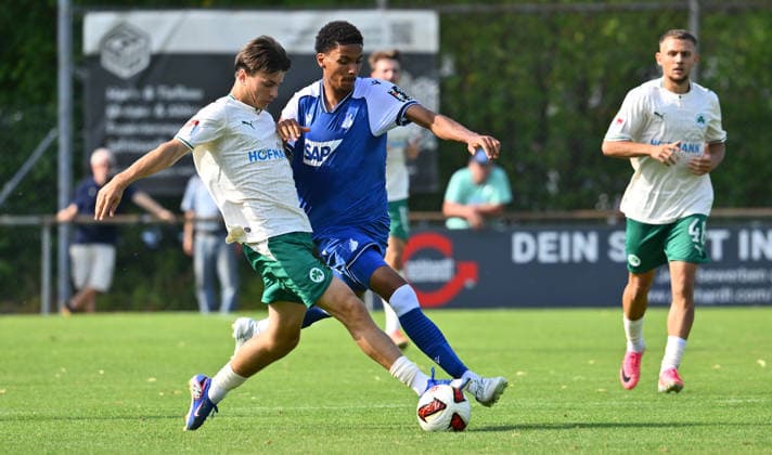 25.07.2026 - Fussball - Saison 2026 2027 - Testspiel Freundschaftsspiel Vorbereitungsspiel - TSG 1899 Hoffenheim - SpVgg Greuther Fürth ( Kleeblatt ) - - Sportfoto Zink - xwoxzix - regulations prohibit any use of photographs as image sequences and or quasi-video - only for editorial use - Dominik Markus Spath (47, SpVgg Greuther Fürth ) Tristan Spranger (40, TSG 1899 Hoffenheim ) *** July 25, 2026 Soccer Season 2026–2027 Exhibition Match Friendly Match Preseason Match TSG 1899 Hoffenheim SpVgg Greuther Fürth Kleeblatt Sports Photo Zink xwoxzix Regulations prohibit any use of photographs as image sequences and or quasi-video For editorial use only. Dominik Markus Spath 47, SpVgg Greuther Fürth; Tristan Spranger 40, TSG 1899 Hoffenheim