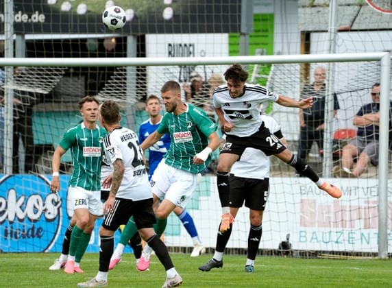 Foto : Rafail Lampros (Heide , rechts) rettet gegen Selim AJKIC (Lübeck) Fussball Landespokal Schleswig Holstein;, Viertelfinale am Sa. 25.07.2026 Heider SV - VfB Lübeck *** Photo by Rafail Lampros Heide; on the right, making a save against Selim AJKIC in the Lübeck Soccer Schleswig-Holstein State Cup, quarterfinals on Sat, July 25, 2026: Heider SV vs. VfB Lübeck