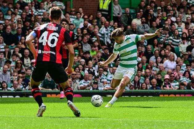 James Forrest of Celtic scores his teams second goal of the game during the pre season friendly match between Celtic and AC Milan at Celtic Park, Glasgow, Scotland on Saturday 25th July 2026. Celtic v AC Milan, Pre Season Friendly, Football, Celtic Park, Glasgow, Scotland, UK - 25 Jul 2026Glasgow Celtic Park United Kingdom  Copyright: xAndyxBuchanan Shutterstockx 17004340bx