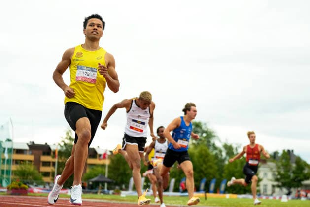 Norgesmesterskapet for friidrett 2026 Trondheim 20260725. Per Tinius Fremstad-Waldron fra IL I Bul (t.v) i ovelsen 200 m semifinale menn under NM i friidrett pa Trondheim Stadion lordag. Foto: Beate Oma Dahle NTB Trondheim Norge EDITORIAL USE ONLY. RESTRICTED USE FOR BETTING COMPANIES Ref:_SPOM3GmYSzCwv4.jpg *** 2026 Norwegian Track and Field Championships, Trondheim, July 25, 2026: Per Tinius Fremstad Waldron of IL I Bul (left) in the men’s 200-meter semifinal at the Norwegian Track and Field Championships at Trondheim Stadium on Saturday. Photo: Beate Oma Dahle, NTB Trondheim, Norway EDITORIAL USE ONLY RESTRICTED USE FOR BETTING COMPANIES  Copyright: xBeatexOmaxDahlex xNTBx