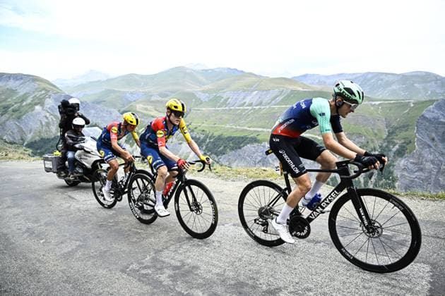 Danish Mattias Skjelmose Jensen of Lidl-Trek and French Paul Seixas of Decathlon CMA CGM Team pictured in action during stage 20 of the 2026 Tour de France cycling race, a stage of 171km Le Bourg d Oisans to Alpe d Huez, on Saturday 25 July 2026. The 113th edition of the Tour de France starts on Saturday 4 July in Barcelona, Spain, and will finish in Paris, France on the 26th of July. JASPERxJACOBS  x182026177x