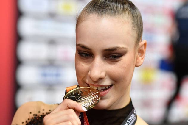 25.07.2026, xhbx, Turnen Rhythmische Sportgymnastik, Deutsche Meisterschaften 2026 v.l. Darja Varfolomeev (TSV Schmiden 1902) Siegerehrung Gold (DFL DFB REGULATIONS PROHIBIT ANY USE OF PHOTOGRAPHS as IMAGE SEQUENCES and or QUASI-VIDEO) Hannover *** July 25, 2026, xhbx, Rhythmic Gymnastics, 2026 German Championships v l Darja Varfolomeev TSV Schmiden 1902 Medal Ceremony Gold DFL DFB REGULATIONS PROHIBIT ANY USE OF PHOTOGRAPHS as IMAGE SEQUENCES and or QUASI-VIDEO Hannover