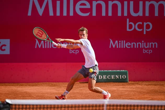 July 25, 2026, Lisbon, Lisbon, Portugal: LUCA VAN ASSCHE in action during the Semi-finals at the Millennium Estoril Open ATP, Tennis Herren tennis tournament at Clube de Tenis do Estoril. Lisbon Portugal - ZUMAr238 20260725_zip_r238_024 Copyright: xRicardoxRochax