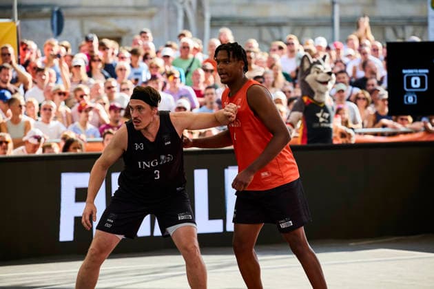 Baskets Bonn vs. Skyliners Frankfurt - DIE FINALS 2026 3x3 Finale Herren am 25.07.2026, Florian Wendeler (Skylines Frankfurt) gegen Fabian Giemmann (Baskets Bonn) Hannover Neues Rathaus Niedersachsen Deutschland *** Baskets Bonn vs. Skyliners Frankfurt THE FINALS 2026 Men s 3x3 Final on July 25, 2026, Florian Wendeler (Skyliners Frankfurt) vs. Fabian Giemmann (Baskets Bonn), Hanover New City Hall, Lower Saxony, Germany