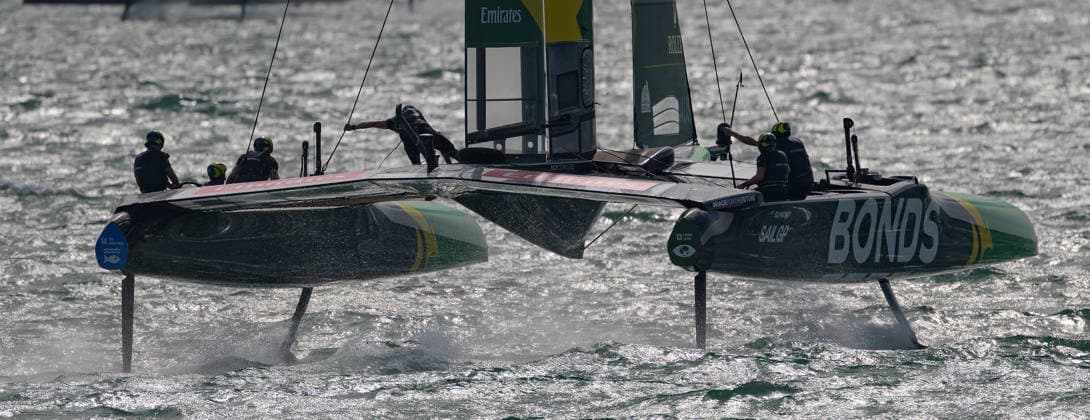 Rolex SailGP Championship Bonds Australia crew in action during the 2026 Rolex SailGP Championship at The Solent, Portsmouth 25 07 2026 UK Newspapers OUT Copyright: xGraemexWilcocksonx FIL-23671-0010