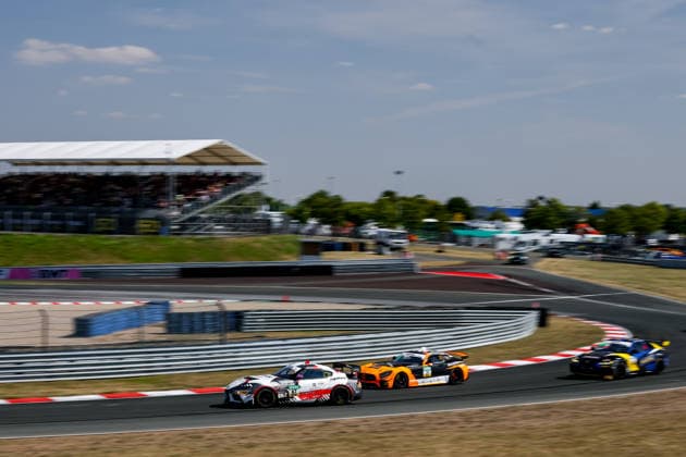 ADAC GT4 Germany, 5. + 6. Rennen Oschersleben 2026 26 Mercedes-AMG GT4, PROsport Racing: Marek Böckmann, Roman Fellner-Feldegg, 33 Porsche 718 Cayman GT4 RS Clubsport, Avia W&S Motorsport: Nicolas Guillaume, Frederic Zebis - picture by Gruppe C Photography Oschersleben Oschersleben Sachsen-Anhalt Germany Copyright: xGruppexCxPhotographyx