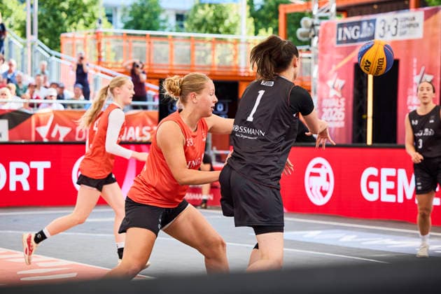 Basketball Gruppenphase Damen - DIE FINALS 2026 3x3 Basketball Gruppenphase Damen am 25.07.2026, Hannover Neues Rathaus Niedersachsen Deutschland *** Women s 3x3 Basketball Group Stage at DIE FINALS 2026: Women s 3x3 Basketball Group Stage on July 25, 2026, at the New City Hall in Hanover, Lower Saxony, Germany