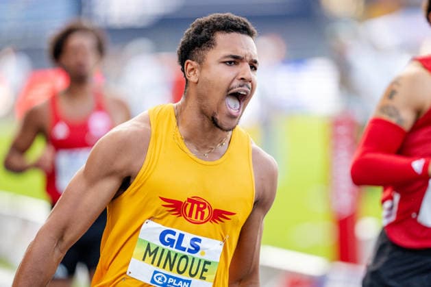 Wattenscheid, 25.07.2026, Leichathletik, Deutsche Meisterschaften, Männer, 110m Hürden Gregory MinouÃ (GER, Tracksrunner Bonn) jubelt nachdem Zieleinlauf Bochum-Wattenscheid Lohrheidestadion NRW Germany *** Wattenscheid, July 25, 2026, Track and Field, German Championships, Men, 110m Hurdles: Gregory MinouÃ (GER) of Tracksrunner Bonn celebrates after crossing the finish line at the Lohrheidestadion in Bochum-Wattenscheid, North Rhine-Westphalia, Germany
