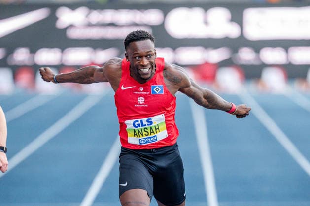 Wattenscheid, 25.07.2026, Leichathletik, Deutsche Meisterschaften, Männer, 100m Owen Ansah (GER, Hamburger SV) beim Zieleinlauf Bochum-Wattenscheid Lohrheidestadion NRW Germany *** Wattenscheid, July 25, 2026, Track and Field, German Championships, Men s 100m: Owen Ansah (GER), Hamburger SV, crossing the finish line at the Lohrheidestadion in Bochum-Wattenscheid, North Rhine-Westphalia, Germany