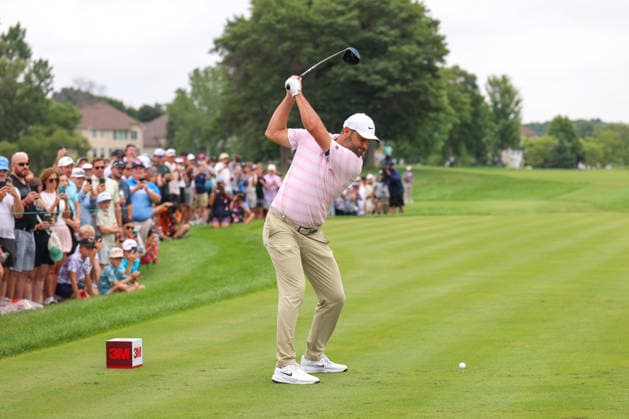 Scottie Scheffler of the United States hits his tee shot on the third tee during the third round of the 2026 3M Open at TPC Twin Cities on July 25, 2026 in Blaine, Minnesota. CSM Golf 2026: PGA, Golf Herren 3M Open: Round 3  - ZUMAc04_ 20260725_zma_c04_003 Copyright: xStevenxGarciax