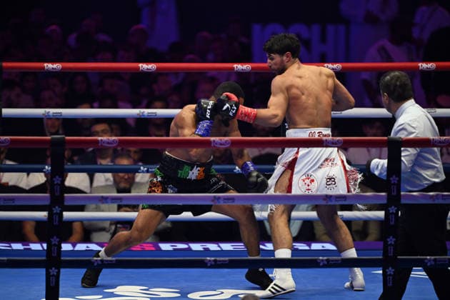 Anthony Joshua v Kristian Prenga: The Comeback Anthony Joshua v Kristian Prenga: The Comeback JEDDAH, SAUDI ARABIA - JULY 25: kelly vs agyarko during the weight in ahead of his fight against Anthony Joshua on the The Comeback fight card at Jeddah Promenade on July 25, 2026 in Jeddah.