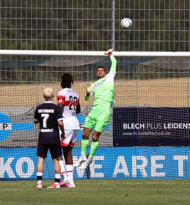 25.07.26 FSV Hollenbach - VfB Stuttgart Deutschland, Hollenbach, 25.07.2026, Fussball, Bundesliga, Saison 2026 2027, Testspiel, FSV Hollenbach - VfB Stuttgart: Fabian Bredlow (VfB Stuttgart). *** July 25, 2026 FSV Hollenbach vs. VfB Stuttgart Germany, Hollenbach, July 25, 2026, Soccer, Bundesliga, 2026–2027 Season, Friendly Match, FSV Hollenbach vs. VfB Stuttgart Fabian Bredlow VfB Stuttgart