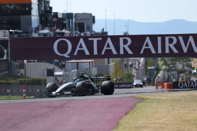 25.07.2026, Hungaroring, Budapest, FORMULA 1 AWS HUNGARIAN GRAND PRIX 2026 , im Bild George Russell (GBR), Mercedes-AMG Petronas Formula One Team (Photo by Milan Klemenc Hasan Bratic DeFodi Images) - *** July 25, 2026, Hungaroring, Budapest, 2026 FORMULA 1 AWS HUNGARIAN GRAND PRIX; pictured: George Russell (GBR), Mercedes AMG Petronas Formula One Team. Photo by Milan Klemenc, Hasan Bratic, DeFodi Images