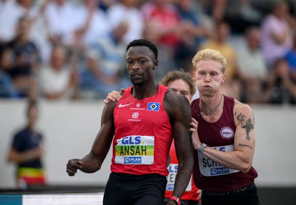 Sieger ANSAH Owen (1.Platz) ohne Jubel im Ziel, r. SCHULTE Marvin (7.Platz) Aktion, Finale 100m der Männer, am 25.07.2026 Leichtathletik Deutschen Meisterschaften vom 25.07.- 26.07.2026 in Bochum-Wattenscheid Deutschland. Lohrheidestadion *** Winner: ANSAH, Owen—1st place, no celebration at the finish line; r SCHULTE, Marvin—7th place, action, Men’s 100m Final, on July 25, 2026, at the German Track and Field Championships held from July 25–26, 2026, in Bochum-Wattenscheid, Germany, at Lohrheidestadion