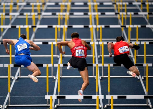 (l-r) LUKACS Joey , MORDI Manuel , EIKERMANN Tim, in Aktion, Halbfinale 110m Hürden, am 25.07.2026 Leichtathletik Deutschen Meisterschaften vom 25.07.- 26.07.2026 in Bochum-Wattenscheid Deutschland. Lohrheidestadion *** l r LUKACS Joey, MORDI Manuel, Tim EIKERMANN, in action, 110m hurdles semifinals, on July 25, 2026, at the German Track and Field Championships held from July 25–26, 2026, in Bochum-Wattenscheid, Germany, at Lohrheidestadion