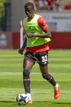 Testspiel: Kickers Offenbach - Bayer Leverkusen, 25.07.2026 Abdoulaye Faye (Bayer 04 Leverkusen 32) am Ball, Kickers Offenbach - Bayer Leverkusen, Offenbach, Plutos Stadion am Bieberer Berg, 25.7.2026 *** Friendly Match: Kickers Offenbach vs. Bayer Leverkusen, July 25, 2026; Abdoulaye Faye (Bayer 04 Leverkusen) No. 32 in possession; Kickers Offenbach vs. Bayer Leverkusen, Offenbach, Plutos Stadium at Bieberer Berg, July 25, 2026 Copyright: xBEAUTIFULxSPORTS Gawlikx