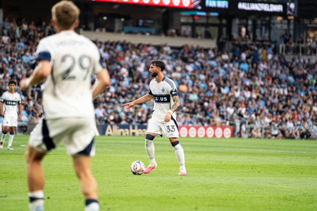 Minnesota United FC (USA) playing against Vancouver Whitecaps FC (USA) in the MLS, Fussball Herren, USA in Minneapolis at the Allianz Field on July 25th 2026, regular season 2026 Tristan Blackmon (Vancouver Whitecaps FC, 33) mit dem Ball Minneapolis Allianz Field Minnesota United States of America *** Minnesota United FC (USA) playing against Vancouver Whitecaps FC (USA) in the MLS in Minneapolis at Allianz Field on July 25, 2026, during the 2026 regular season. Tristan Blackmon of Vancouver Whitecaps FC, No. 33, with the ball at Allianz Field in Minneapolis, Minnesota, United States of America.