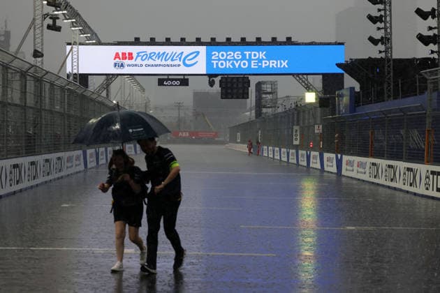 Motorsport, Formula E, Tokyo ePrix, Japan, severe weather over the circuit