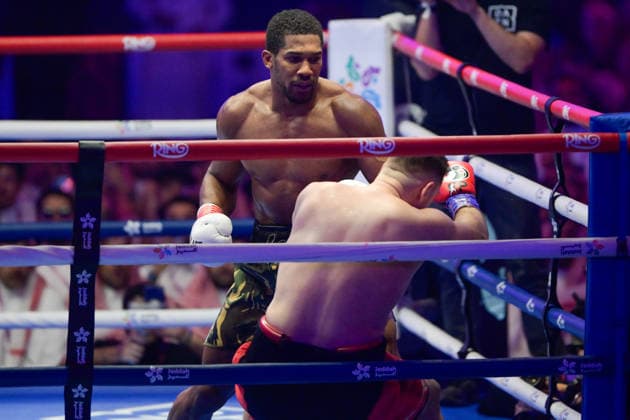 JEDDAH, SAUDI ARABIA - JULY 25: Anthony Joshua knocks out Kristian Prenga for victory of the Heavyweight contest fight between Anthony Joshua and Kristian Prenga in the Anthony Joshua v Kristian Prenga: The Comeback fight night at Jeddah Superdome on July 25, 2026 in Jeddah, Saudi Arabia.  Copyright: xKhalidxAlhaj MBxMediax