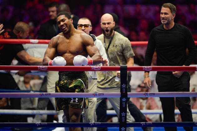 JEDDAH, SAUDI ARABIA - JULY 25: Anthony Joshua reacts after knocking out Kristian Prenga (not pictured) during the Heavyweight contest fight between Anthony Joshua and Kristian Prenga in the Anthony Joshua v Kristian Prenga: The Comeback fight night at Jeddah Superdome on July 25, 2026 in Jeddah, Saudi Arabia.  Copyright: xKhalidxAlhaj MBxMediax