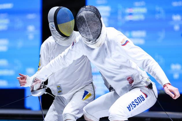 CHINA, HONG KONG - JULY 26, 2026: Ukraine s Roman Svichkar (L) and Russia s Dmitry Shvelidze compete in the men s individual epee event at the 2026 Kerry Fencing World Championships 2026 Fencing World Championships In Hong Kong  - ZUMAt113 20260726_zaa_t113_047 Copyright: xMikhailxSinitsynx