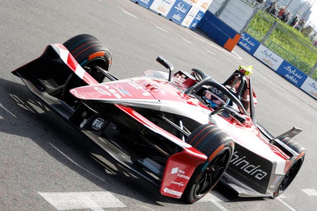 July 26, 2026, Tokyo, Japan: MAHINDRA RACING driver Nyck De Vries (21) in action during the qualifying for the Formula E Tokyo E-Prix, round 15 of the 2025Ã¢â‚¬2026 ABB FIA Formula E World Championship, WM, Weltmeisterschaft on the temporary street circuit around the Tokyo Big Sight convention center in Tokyo. Formula E 2026: Tokyo E-Prix  - ZUMAm191 20260726_aap_m191_028 Copyright: xRodrigoxReyesxMarinx