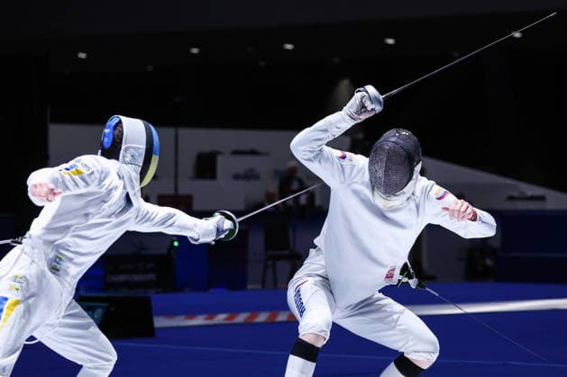 CHINA, HONG KONG - JULY 26, 2026: Ukraine s Roman Svichkar (L) and Russia s Dmitry Shvelidze compete in the men s individual epee event at the 2026 Kerry Fencing World Championships 2026 Fencing World Championships In Hong Kong  - ZUMAt113 20260726_zaa_t113_069 Copyright: xMikhailxSinitsynx