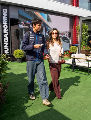 F1 Hungarian Grand Prix - Paddock MUNI LILY HE (CHN) LPGA, Golf Damen Tour Professional Golfer and ALEXANDER ALBON (THA) of Atlassian Williams F1 Team in the paddock on Sunday Race day during the 2026 Formula 1 AWS Hungarian Grand Prix at the Hungaroring on July 26, 2026. Photo by Antoine LAPEYRE Reveries Agency via ABACAPRESS.COM Budapest Hungary  Copyright: xAntoinexLapeyre ReveriesxAgency ABACAx