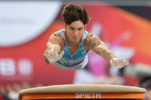 Deutsche Meisterschaften im Gerätturnen 2026, Gerätfinals Maxim Kovalenko (TV 1883 Bous) belegt den zweiten Platz im Sprung. Deutsche Meisterschaften im Gerätturnen, Gerätfinals, am 26. Juli 2026 in der ZAG-Arena in Hannover., Hannover Niedersachsen Deutschland ZAG Arena *** 2026 German Artistic Gymnastics Championships, Apparatus Finals: Maxim Kovalenko of TV 1883 Bous takes second place in the vault at the German Artistic Gymnastics Championships, Apparatus Finals, on July 26, 2026, at the ZAG Arena in Hanover, Hanover, Lower Saxony, Germany, ZAG Arena