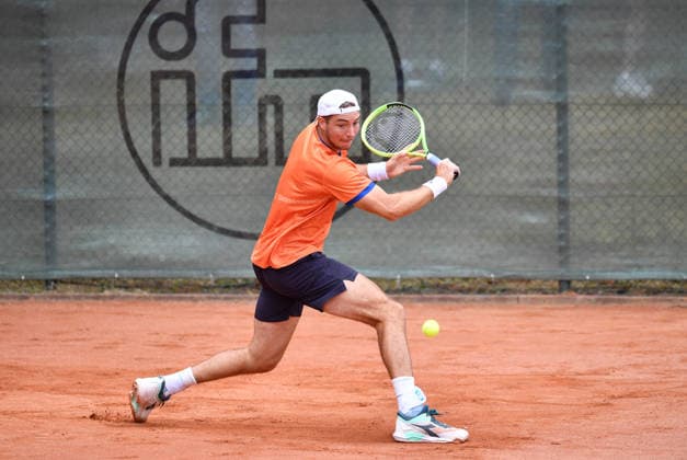 Tennis 1. Herren Bundesliga Saison 2026 TC Bredeney - Kölner THC Stadion Rot-Weiss am 26.07.2026 am Zeißbogen in Essen Jan-Lennard Struff ( TC Bredeney ) Nordrhein-Westfalen Deutschland *** Men s Tennis 1 Bundesliga, 2026 Season, TC Bredeney vs. Kölner THC, Rot Weiss Stadium, July 26, 2026, at Zeißbogen in Essen, Jan Lennard Struff, TC Bredeney, North Rhine-Westphalia, Germany