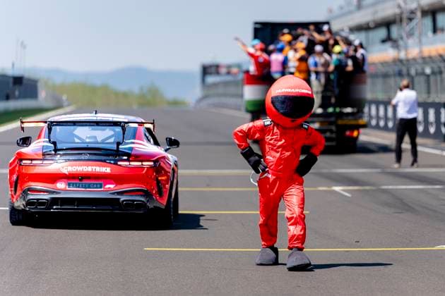 BUDAPEST - Mascot during the Formula 1 Hungary at the Hungaroring circuit on July 26, 2026 in Budapest, Hungary. (Photo by DeFodi Images) - *** BUDAPEST Mascot during the Formula 1 Hungarian Grand Prix at the Hungaroring circuit on July 26, 2026, in Budapest, Hungary. Photo by DeFodi Images