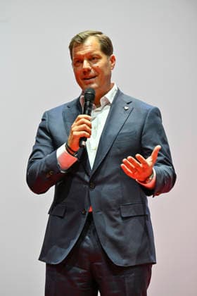 Neuer Vorstand Marketing und Vertrieb Karsten Petry VfB Stuttgart im Gespraech Diskussion VfB Stuttgart Mitgliederversammlung 2026 26.07.2026 DFL REGULATIONS PROHIBIT ANY USE OF PHOTOGRAPHS AS IMAGE SEQUENCES AND OR QUASI-VIDEO VfB Stuttgart Mitgliederversammlung 2026 26.07.2026 *** New Head of Marketing and Sales Karsten Petry at VfB Stuttgart: Interview, Discussion, VfB Stuttgart General Meeting 2026, July 26, 2026. DFL regulations prohibit any use of photographs as image sequences and or quasi-video content.EO VfB Stuttgart General Meeting 2026 July 26, 2026